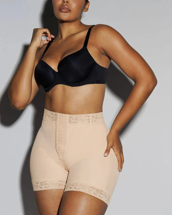 AirSlim® Tummy Compression Butt-Lifting Short