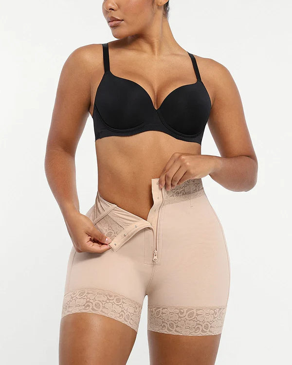 AirSlim® Mid-Rise Steel Boned Butt-Lifting Short