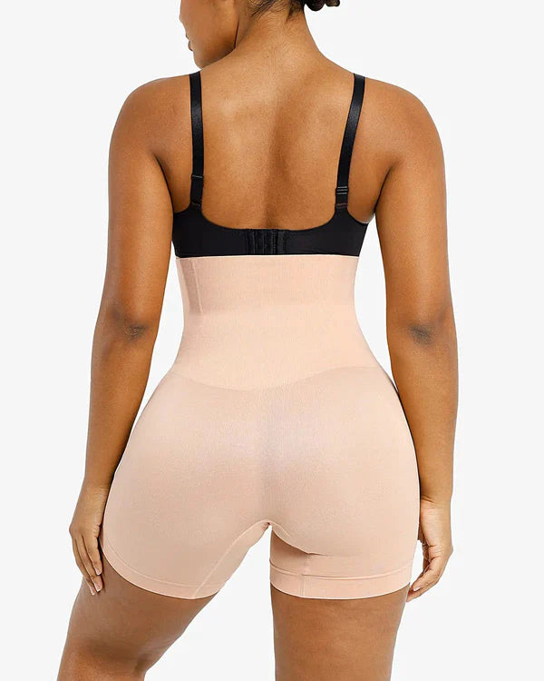 Skin Flow™ High-Waisted Sculpting Short